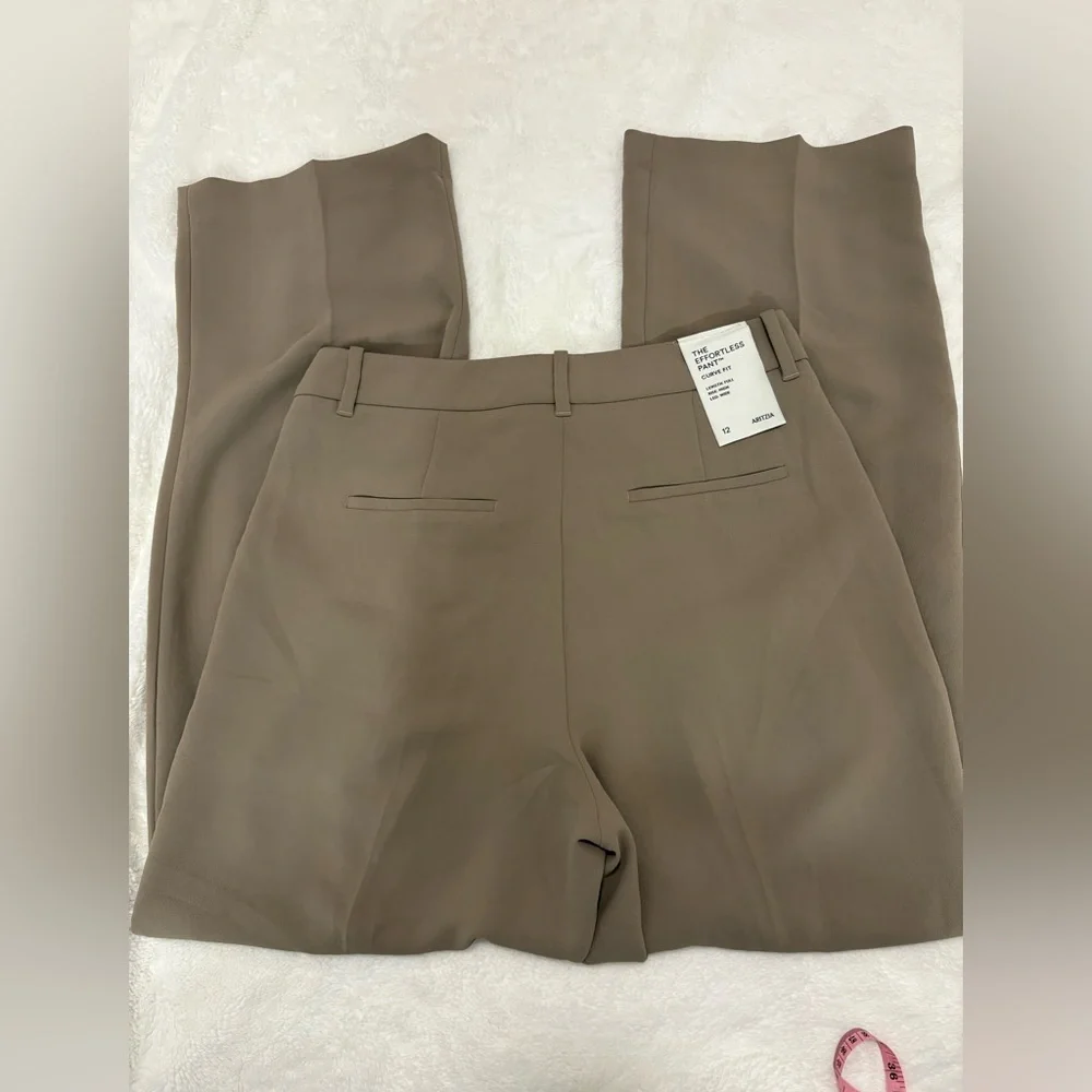 NWT Aritzia The Effortless Pant -High-Wasted,Wide-Leg Japanese Crepe Trousers - Picture 9 of 16